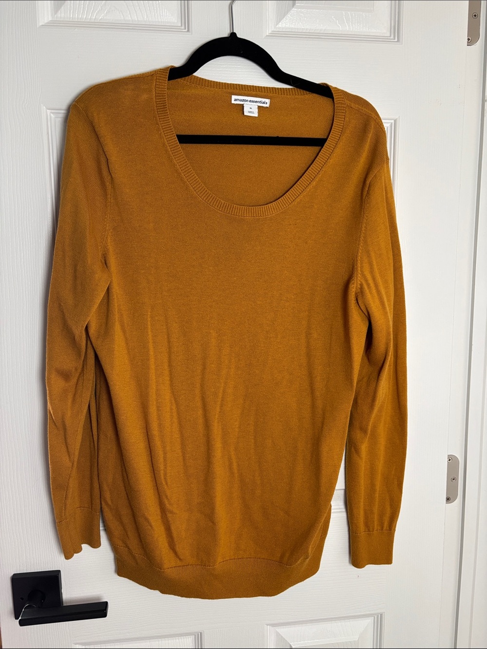 Amazon Essentials Women's Scoop Neck Sweater in Mustard Gold
